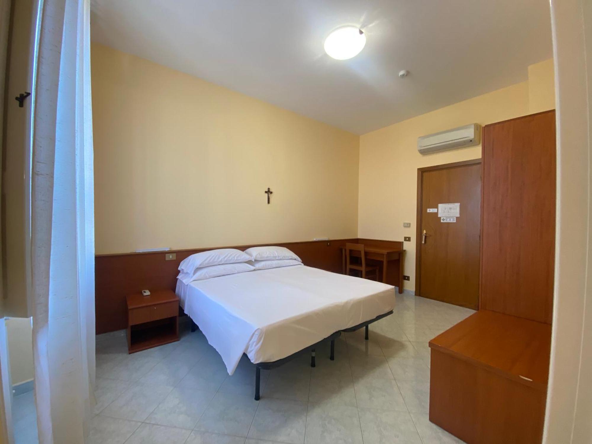 Casa Per Ferie Suore Salesiane Dei Sacri Cuori Bed & Breakfast Roma