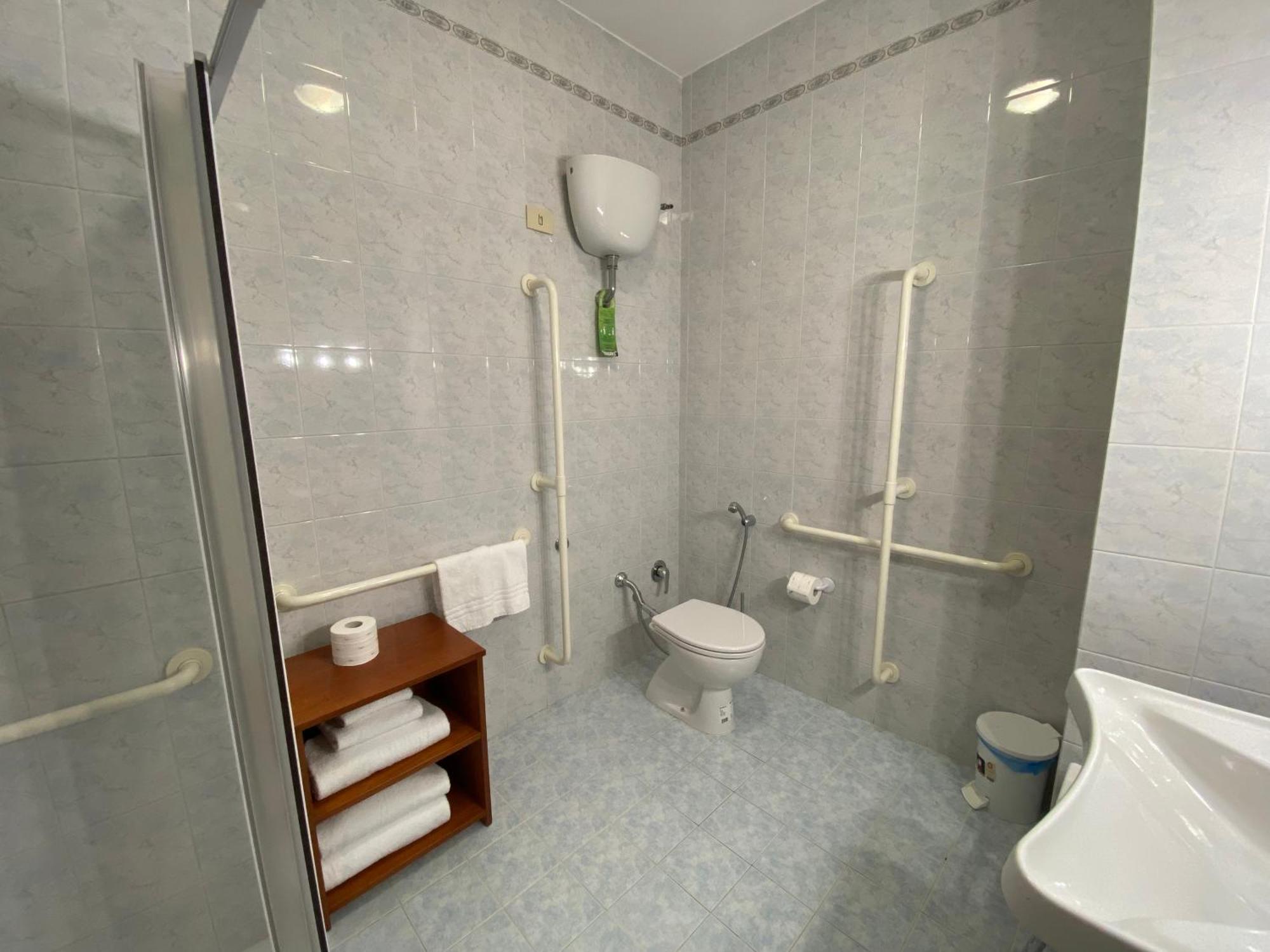 Bed & Breakfast Casa Per Ferie Suore Salesiane Dei Sacri Cuori *