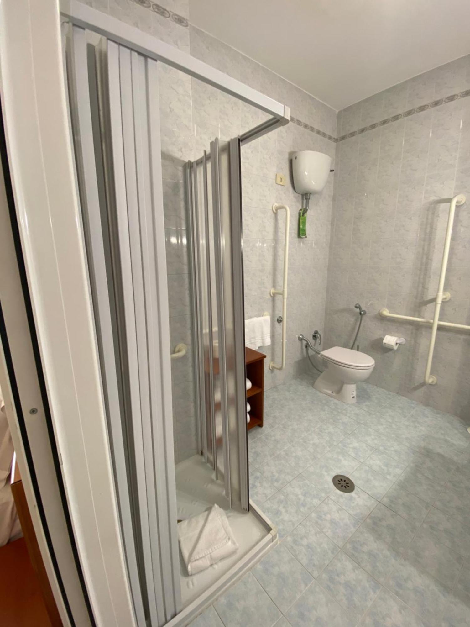 Casa Per Ferie Suore Salesiane Dei Sacri Cuori *