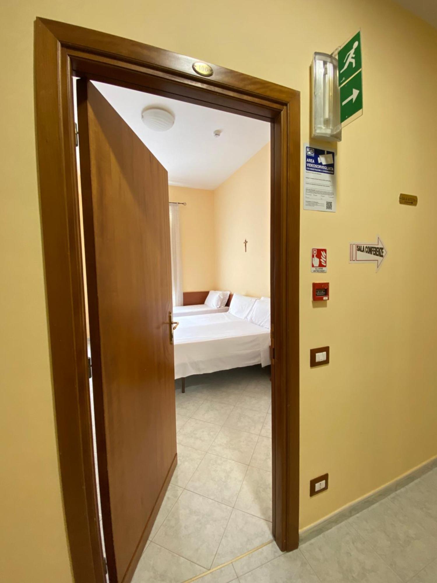 Bed & Breakfast Casa Per Ferie Suore Salesiane Dei Sacri Cuori *