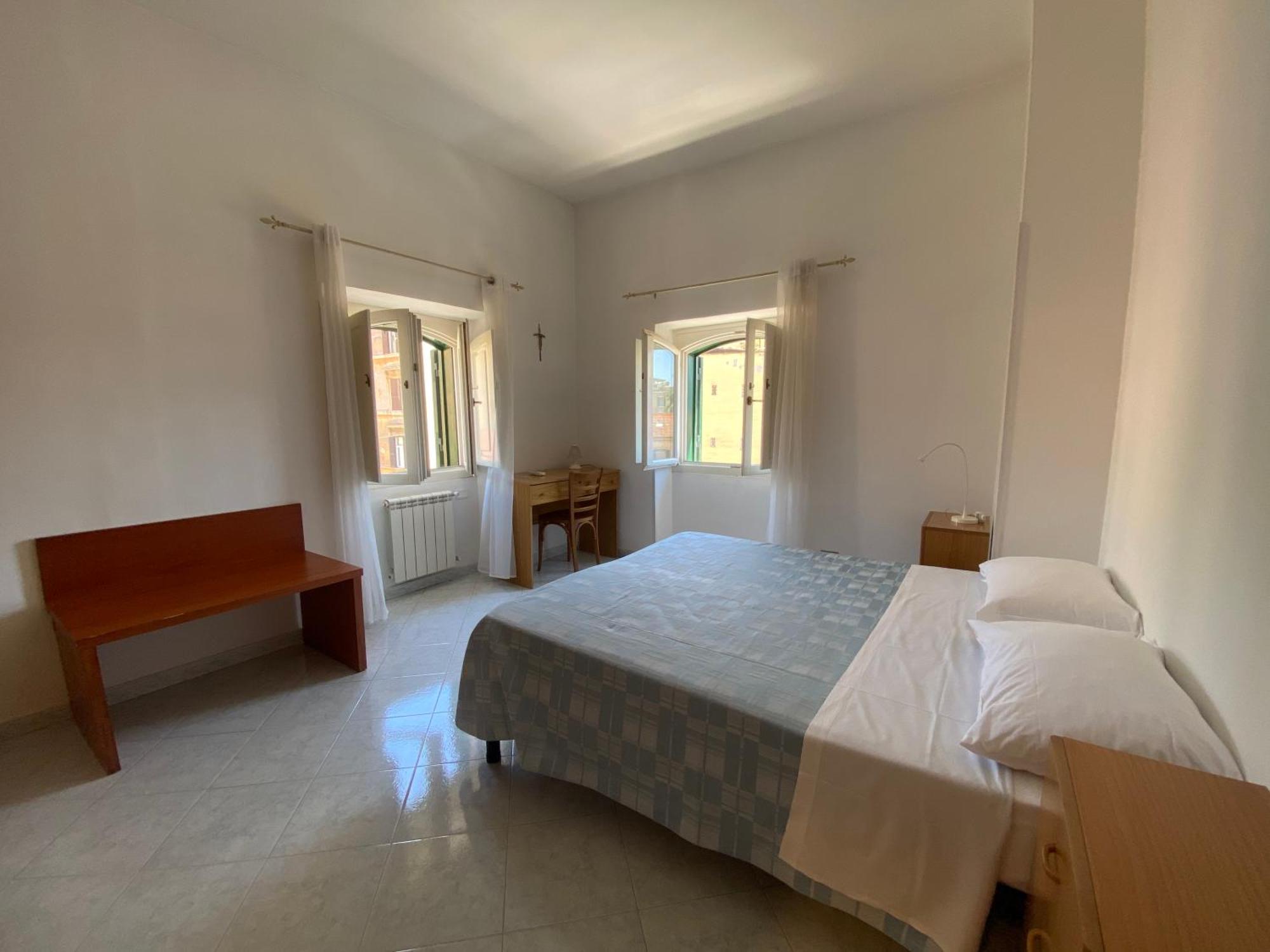 Casa Per Ferie Suore Salesiane Dei Sacri Cuori Alojamento de Acomodação e Pequeno-almoço *