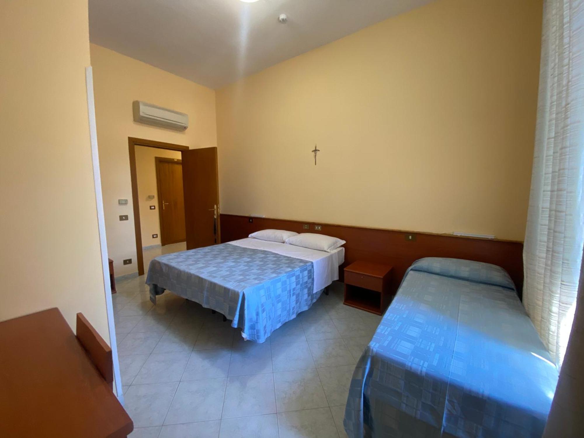 Casa Per Ferie Suore Salesiane Dei Sacri Cuori Alojamento de Acomodação e Pequeno-almoço