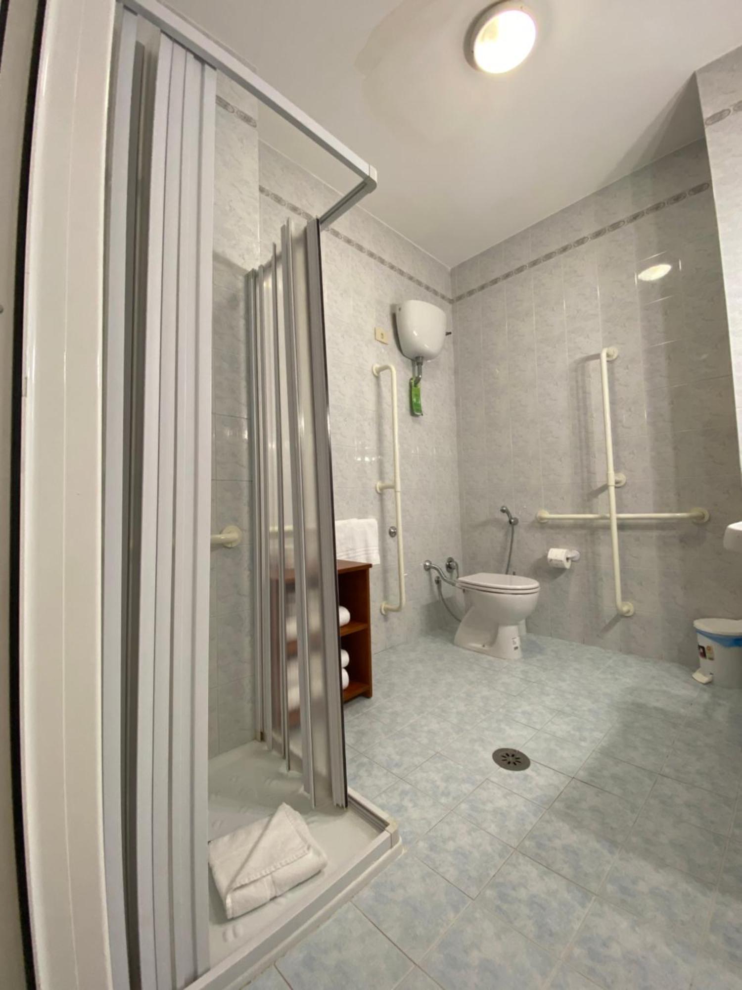 Casa Per Ferie Suore Salesiane Dei Sacri Cuori Bed & Breakfast Rome