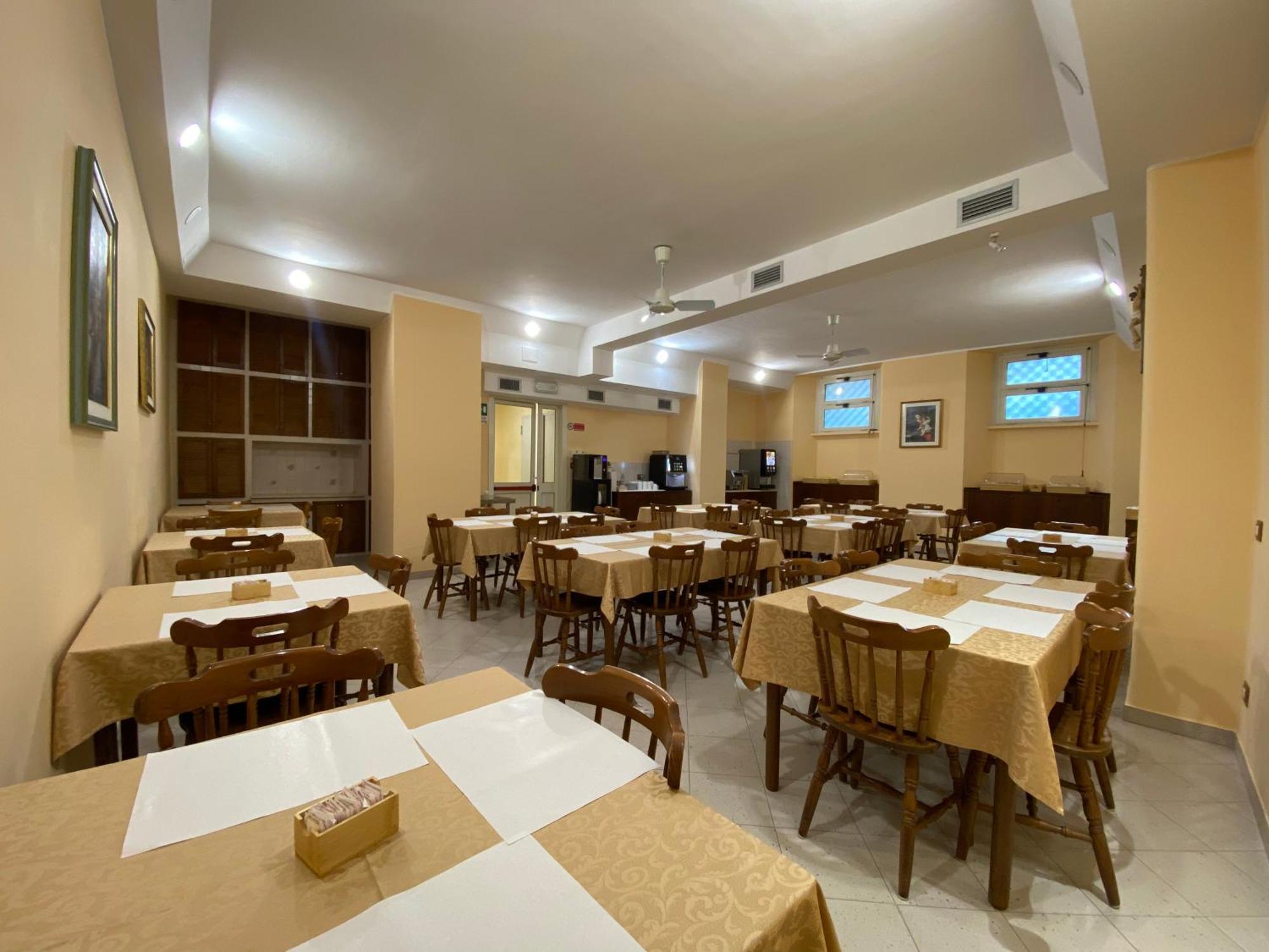 Casa Per Ferie Suore Salesiane Dei Sacri Cuori Bed & Breakfast